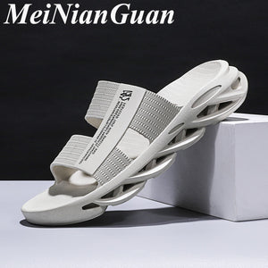 Light Soft Men's Home Slippers Outdoor Wild Men Shoes Youth White Flat Sandals Comfort Male Slipper Hot Sale Summer Shoes L13